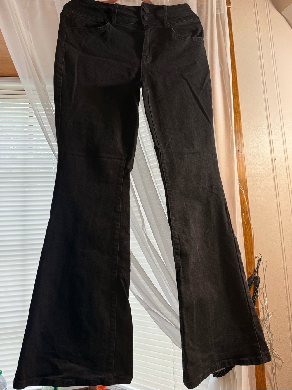 Juniors Black Bootcut Jeans